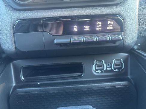 Used 2020 RAM 1500 Big Horn image 30