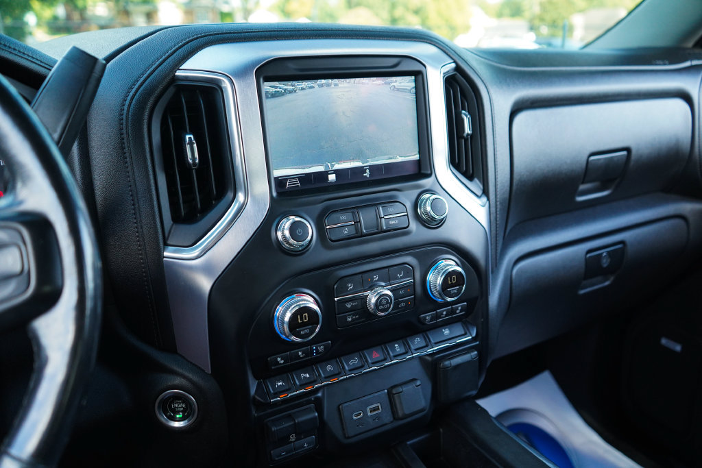 Used 2019 GMC Sierra 1500 SLT w/ SLT Premium Plus Package AWD/4WD image 7