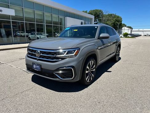 Certified 2023 Volkswagen Atlas Cross Sport SEL Premium R-Line AWD/4WD image 3