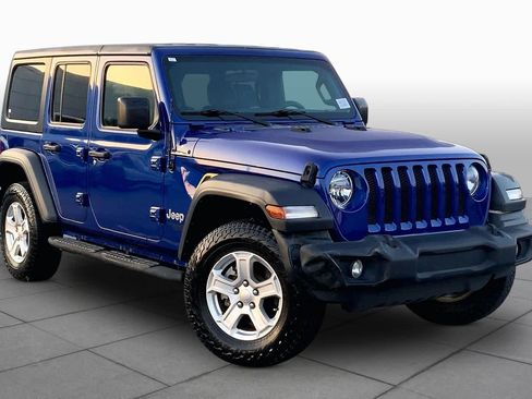 Used 2019 Jeep Wrangler Unlimited Sport S AWD/4WD image 2