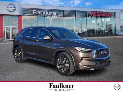 Used 2019 INFINITI QX50 Essential w/ Sensory Package image 1
