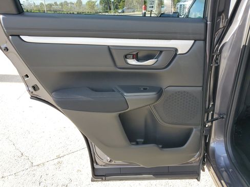 Used 2020 Honda CR-V LX image 32