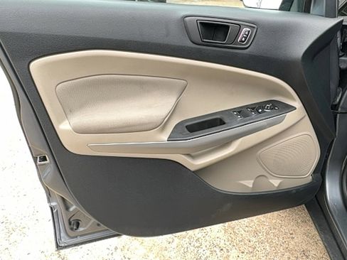Used 2018 Ford EcoSport S image 18