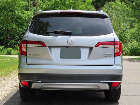 Used 2019 Honda Pilot Touring image 9