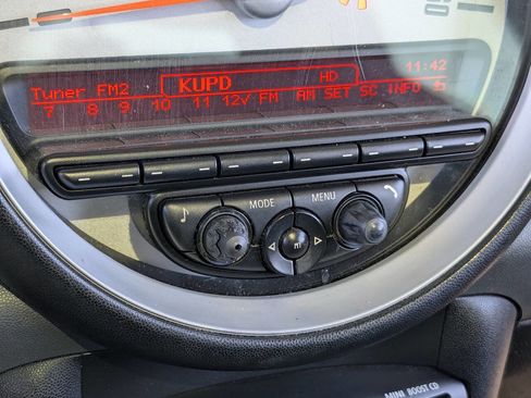 Used 2011 MINI Cooper Clubman w/ Premium Pkg image 22