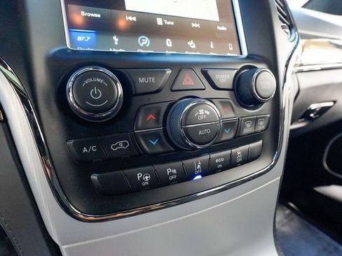 Used 2018 Jeep Grand Cherokee Trackhawk AWD/4WD image 65