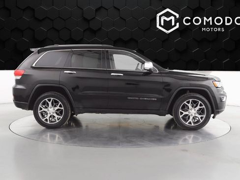 Used 2019 Jeep Grand Cherokee Limited w/ Luxury Group II image 2