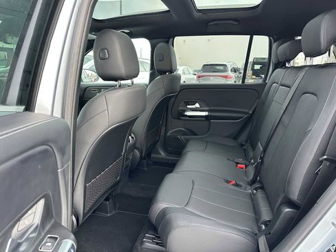 Used 2026 Mercedes-Benz GLB 250 4MATIC image 16