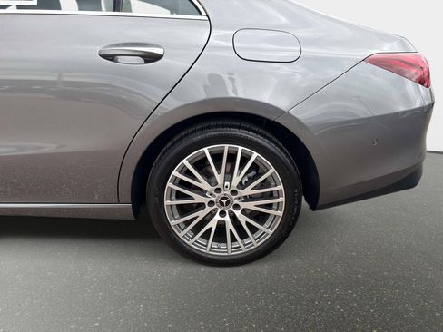 Certified 2025 Mercedes-Benz CLA 250 250 image 10