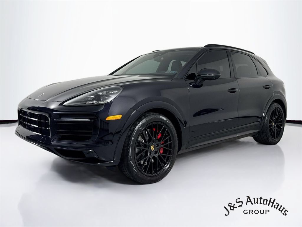 Used 2021 Porsche Cayenne GTS AWD/4WD image 3