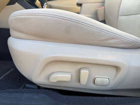 Used 2018 Subaru Outback 2.5i Premium image 41