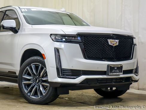 Certified 2021 Cadillac Escalade Sport Platinum w/ Heavy-Duty Trailer Package AWD/4WD image 6