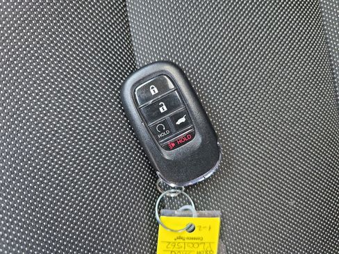 Used 2023 Honda CR-V EX image 37