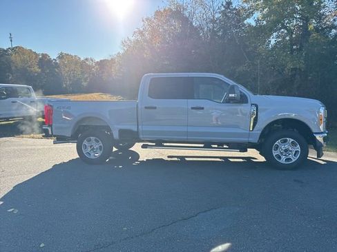 New 2026 Ford F350 XLT image 3