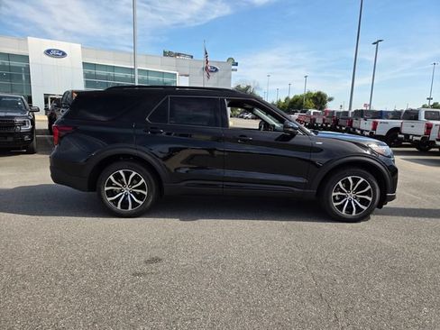 New 2026 Ford Explorer ST-Line RWD image 39