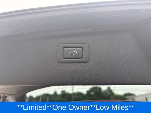 Used 2016 Subaru Outback 2.5i Limited AWD/4WD image 34