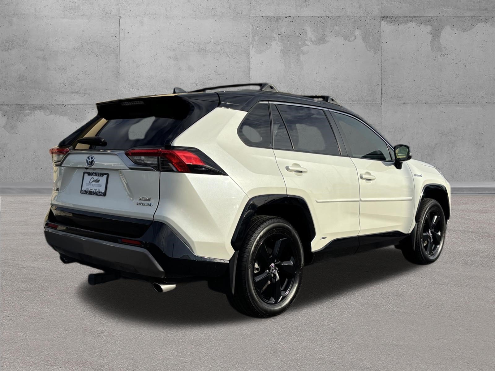 Used 2021 Toyota RAV4 XSE AWD/4WD image 7