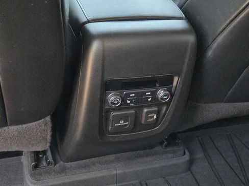 Used 2021 Buick Enclave Avenir FWD image 28