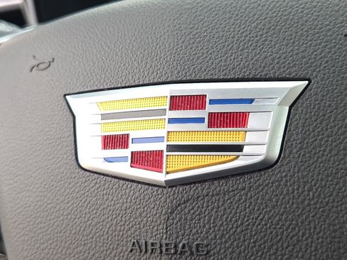 Used 2022 Cadillac XT5 Sportv w/ Technology Package image 29