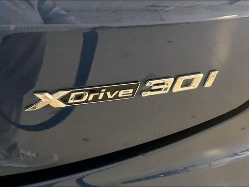 Used 2020 BMW X4 xDrive30i w/ Executive Package AWD/4WD image 9