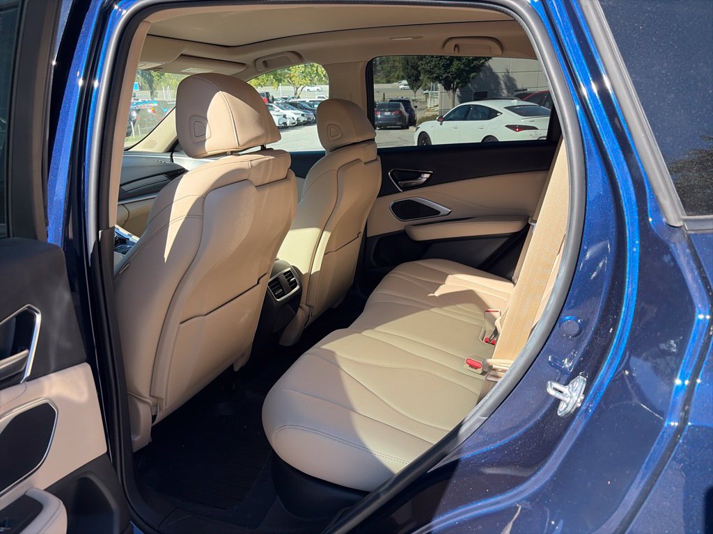 Used 2024 Acura RDX SH-AWD image 9