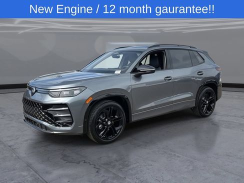 New 2026 Volkswagen Tiguan SE R-Line FWD image 1