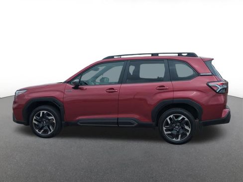 Used 2025 Subaru Forester Limited w/ Popular Package AWD/4WD image 3