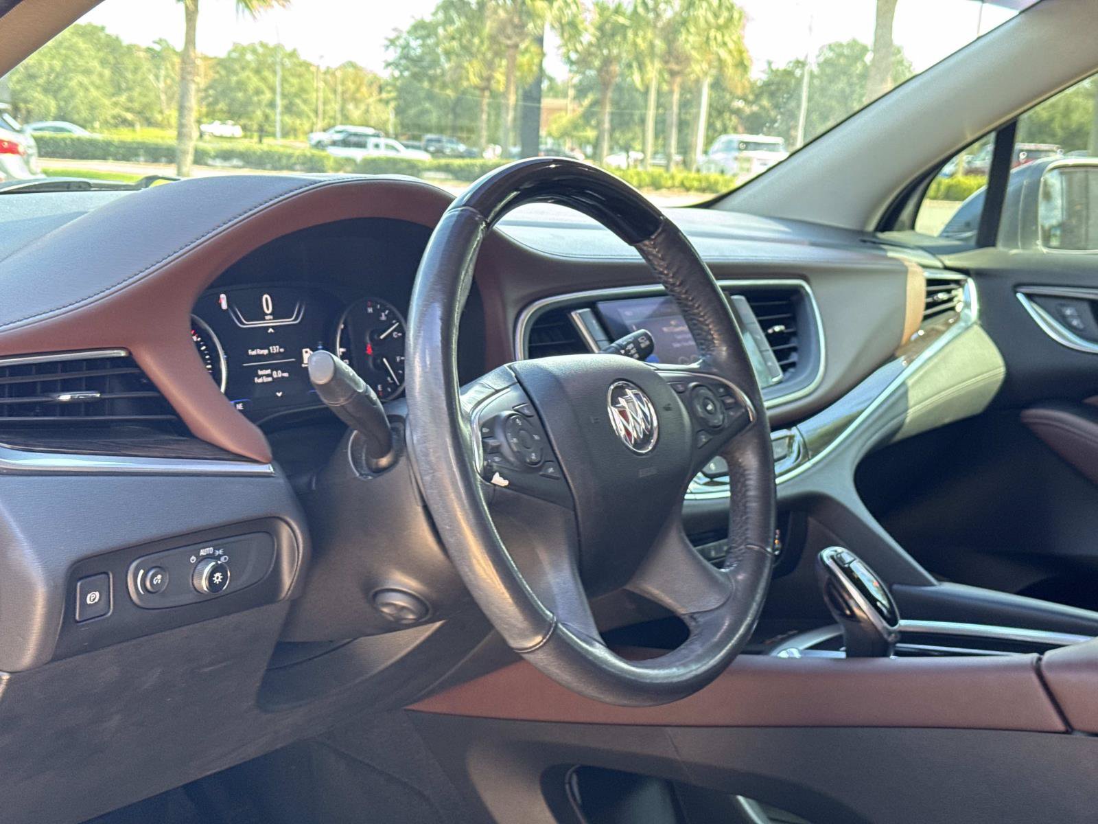 Used 2020 Buick Enclave Avenir w/ Avenir Technology Package FWD image 16