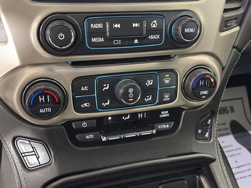 Used 2018 GMC Yukon Denali image 23