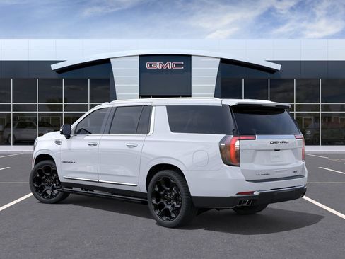 New 2026 GMC Yukon XL Denali AWD/4WD image 3