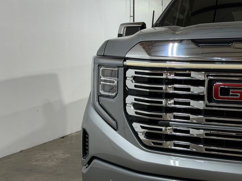 Used 2025 GMC Sierra 1500 Denali AWD/4WD image 37