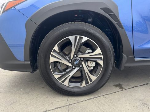 Certified 2025 Subaru Crosstrek 2.5i Premium image 31