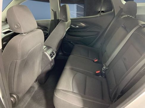 Used 2024 GMC Terrain SLE FWD image 19