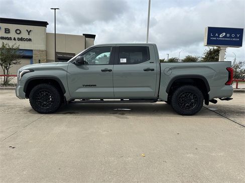 New 2026 Toyota Tundra SR5 image 2