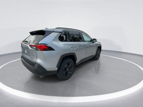 Used 2021 Toyota RAV4 XLE image 8
