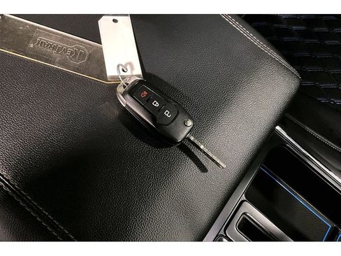 Used 2024 Ford F150 XLT w/ Mobile Office Package image 12