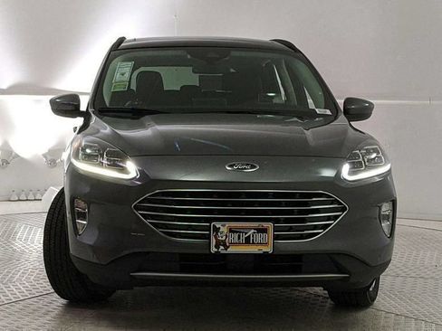 Used 2021 Ford Escape Titanium w/ Titanium Elite Package AWD/4WD image 8