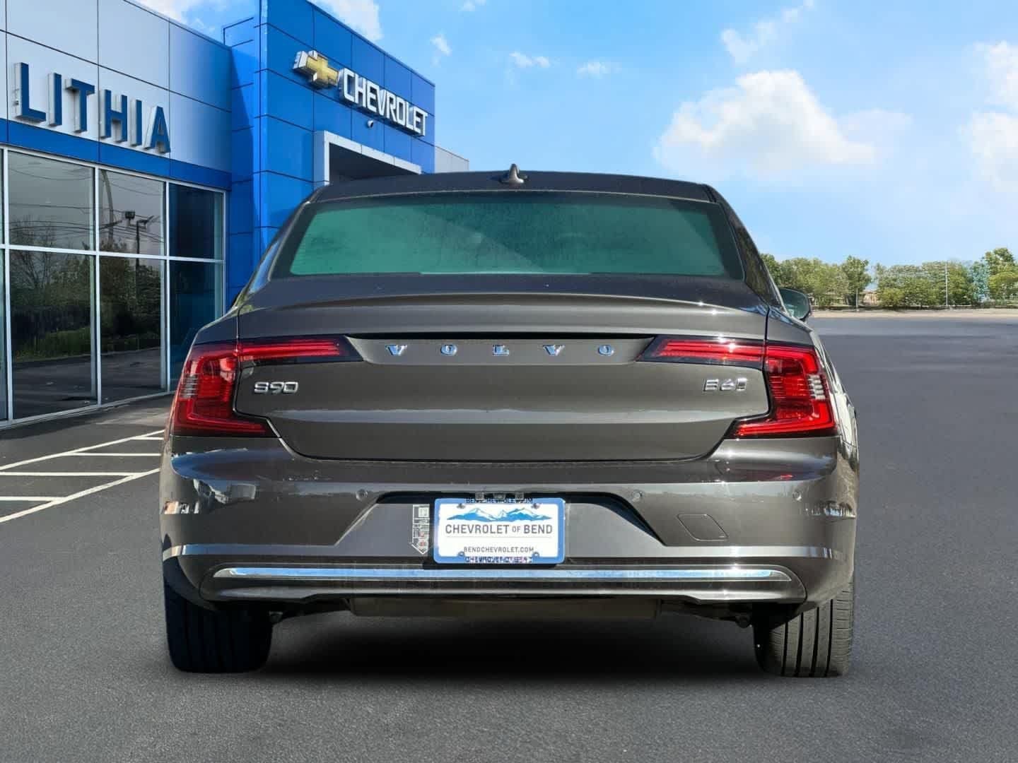 Used 2023 Volvo S90 B6 Plus w/ Protection Package Premier AWD/4WD image 7