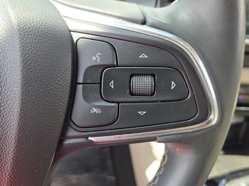 Used 2022 Buick Envision Avenir w/ Technology Package II AWD/4WD image 22
