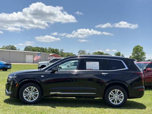 Used 2023 Cadillac XT6 Luxury FWD image 12