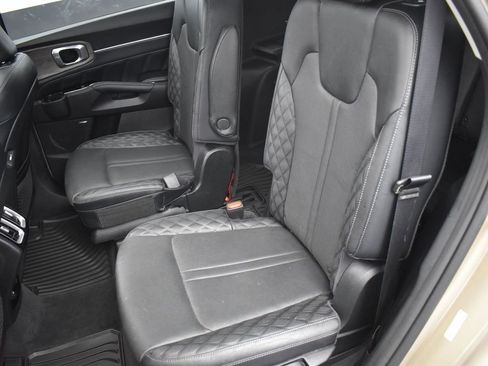 Used 2021 Kia Sorento SX Prestige AWD/4WD image 35