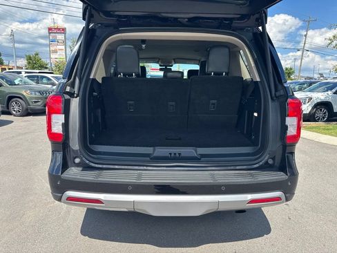 Used 2024 Ford Expedition XLT AWD/4WD image 25