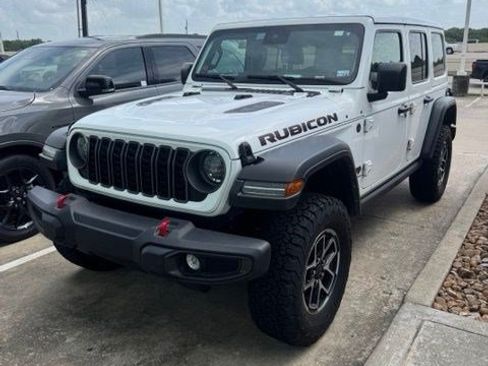 Used 2024 Jeep Wrangler Unlimited Rubicon AWD/4WD image 1