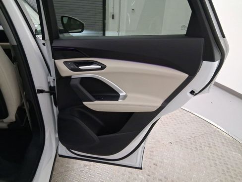 Certified 2025 Audi Q5 Premium w/ Convenience Package image 28