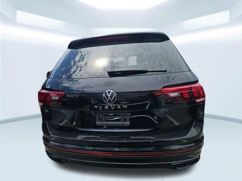 Used 2023 Volkswagen Tiguan SE R-Line FWD image 3