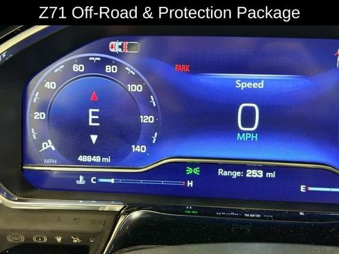 Certified 2025 Chevrolet Silverado 1500 LTZ AWD/4WD image 10