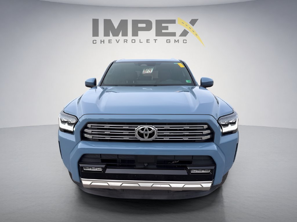 Used 2025 Toyota 4Runner Limited AWD/4WD image 8