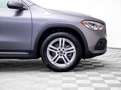 Used 2023 Mercedes-Benz GLA 250 4MATIC w/ Premium Package image 37