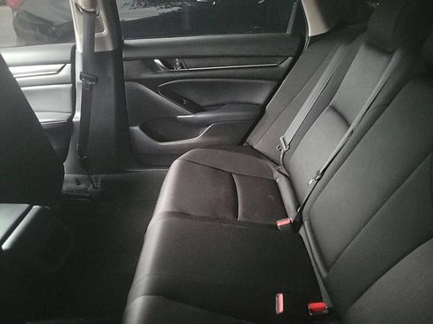 Used 2018 Honda Accord LX image 21