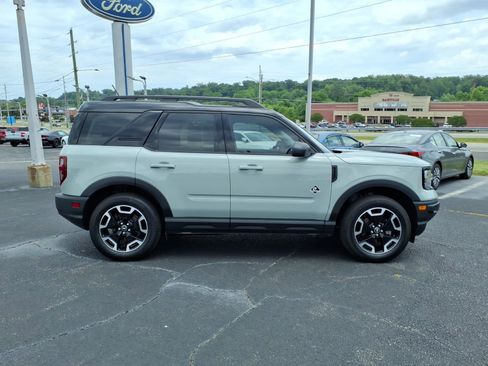 Certified 2024 Ford Bronco Sport Outer Banks w/ Tech Package AWD/4WD image 9